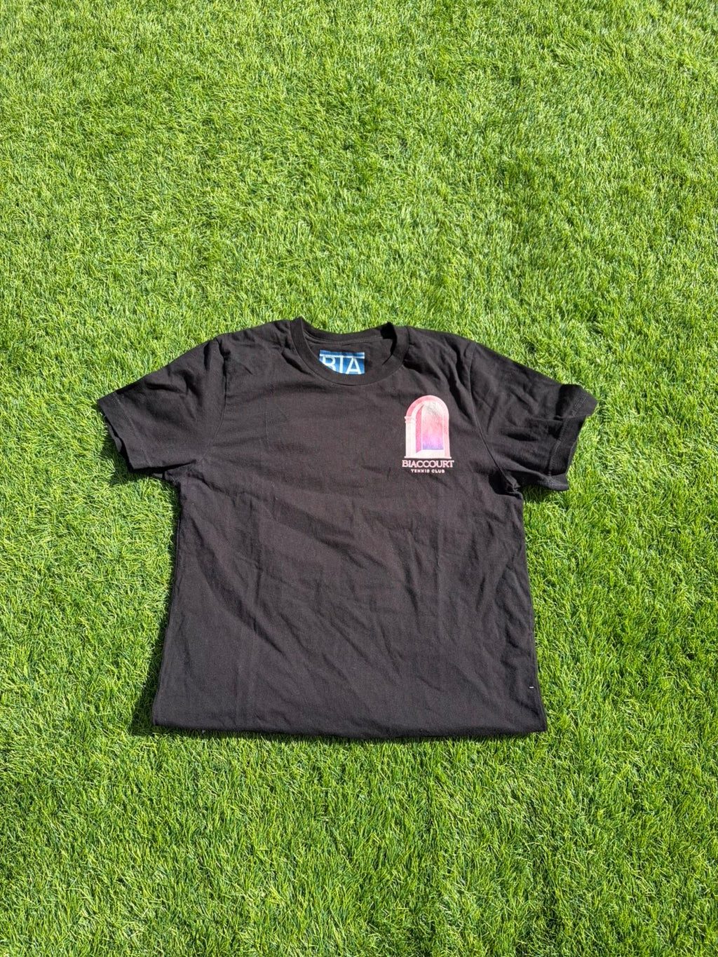 Curved Solid Graphic T-Shirt